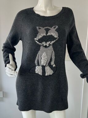Charcoal Raccoon Knit Sweater - Women size large